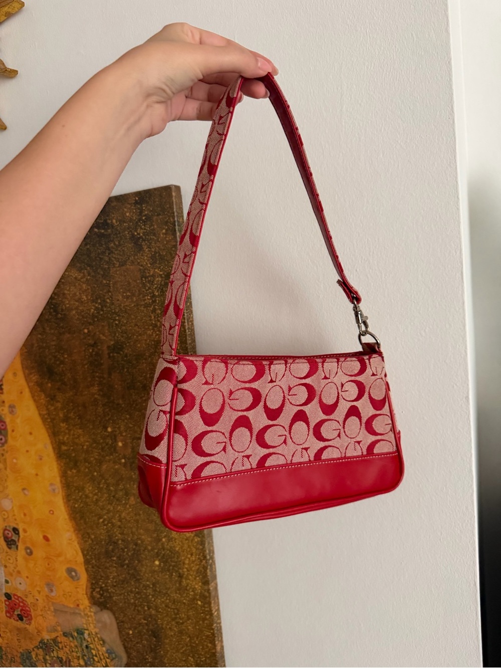 Red Logo-Pattern Shoulder Bag